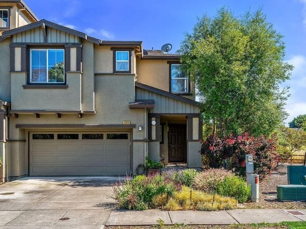 2854 Pearblossom Drive - Photo 1