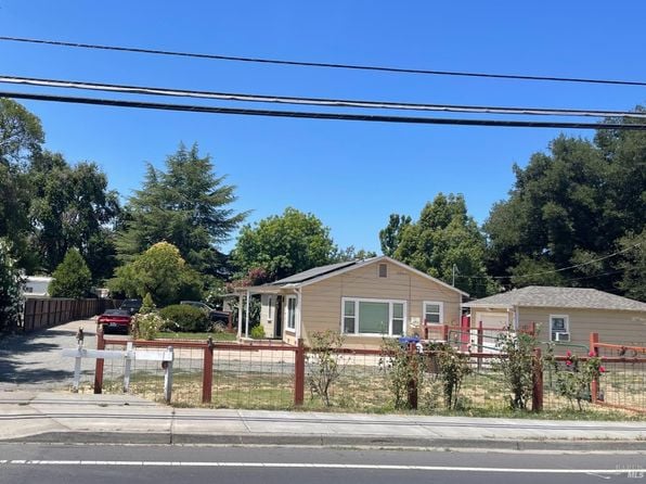 4435 Solano Avenue - Photo 1