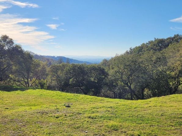 2101 Leslie Road - Photo 1