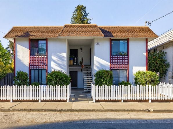 497 Sebastopol Avenue - Photo 1