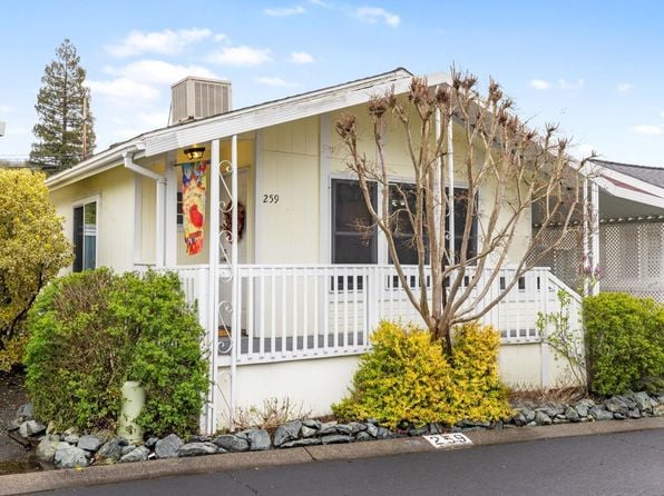 259 Hermosa Circle - Photo 1