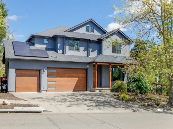 1500 San Ramon Way - Photo 1