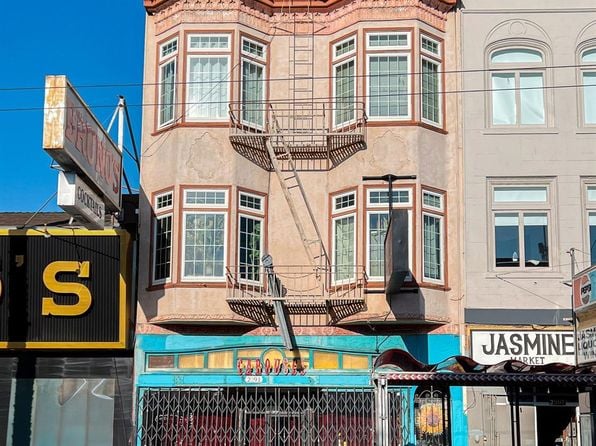 2391 Mission St #2393 - Photo 1