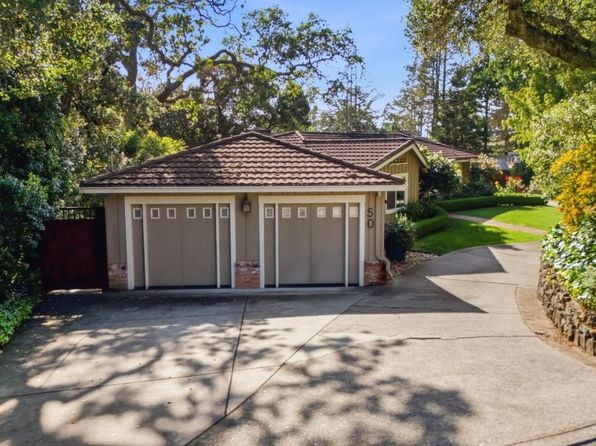 50 Oakcrest Ct - Photo 1