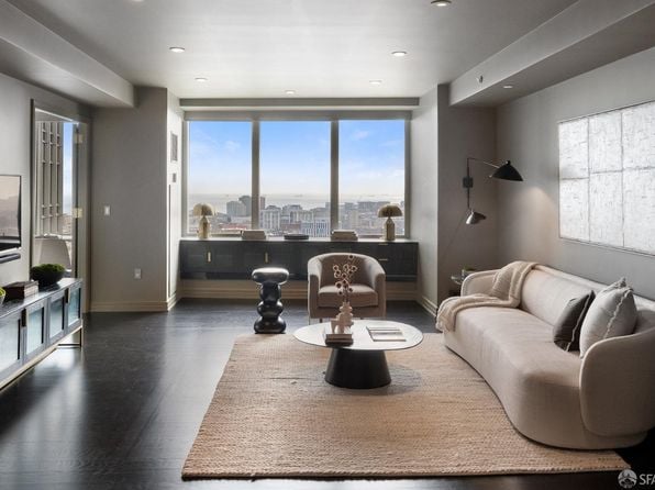 765 Market St APT 32H - Photo 1