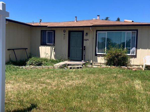 1605 Hearn Avenue - Photo 1