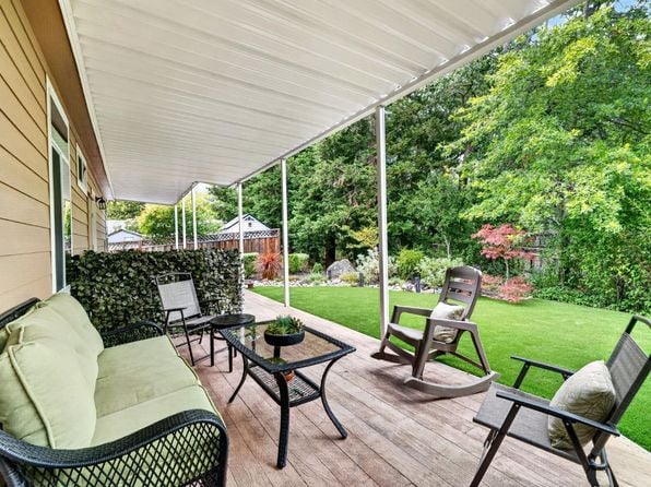 32 Springhill Court - Photo 1