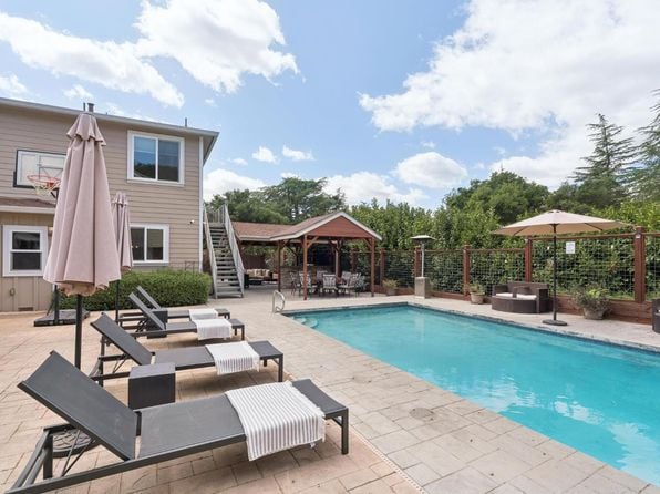 227 Theodor Lane - Photo 1