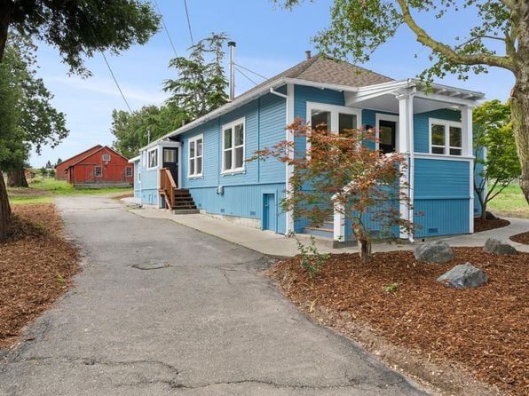 825 Cleveland Ave - Photo 1