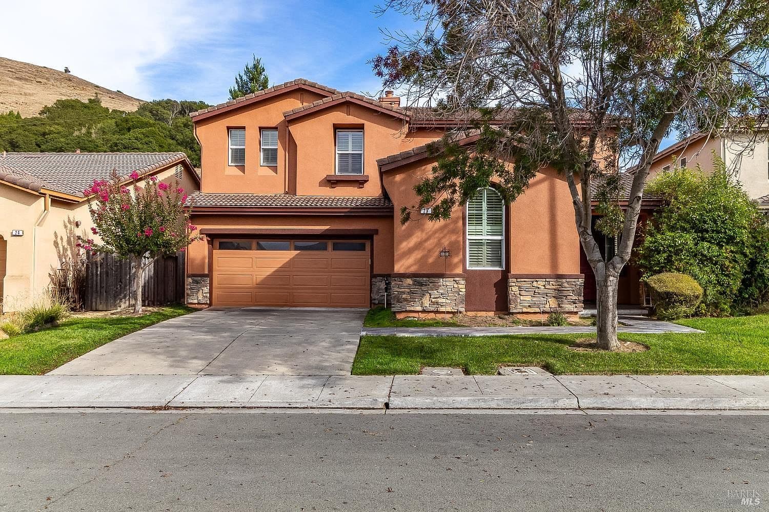 28 Palazzo Way - Photo 1
