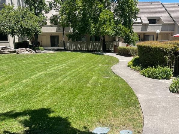 1512 Mission Boulevard - Photo 1