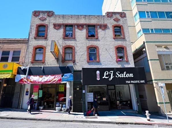 750-754 Pacific Ave - Photo 1