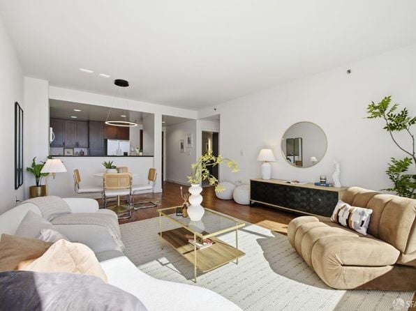 260 King St Unit 1011 - Photo 1