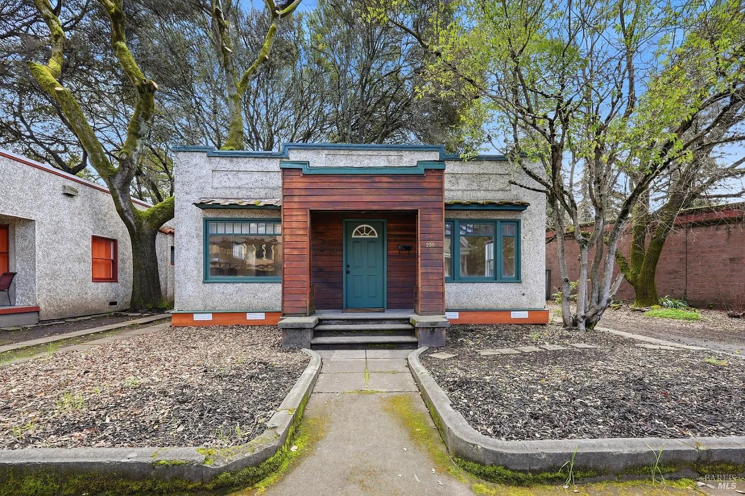 220 Carrillo Street - Photo 1