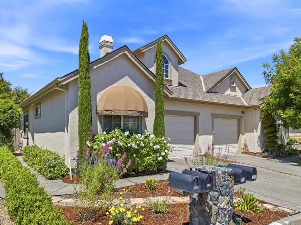 779 Bob Crosby Way - Photo 1