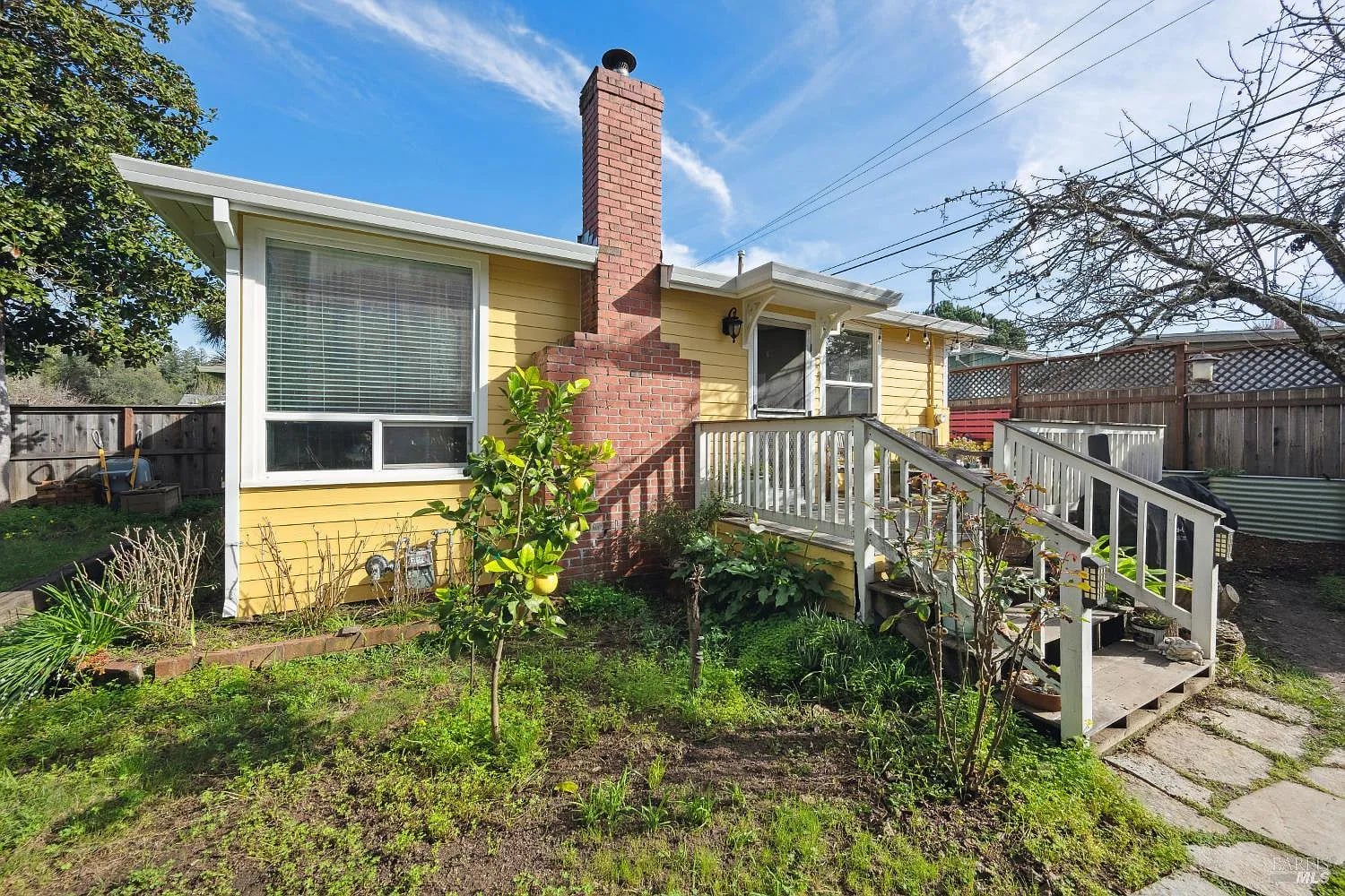 8423 Spring Drive - Photo 1