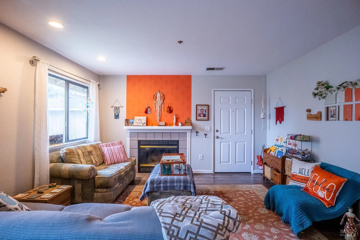 805 1st Street W #G - Photo 1