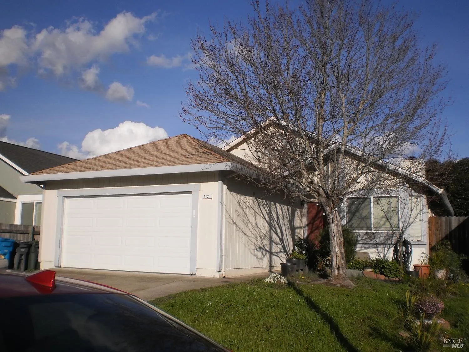 212 Ezra Avenue - Photo 1