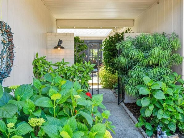 8845 Hood Mountain Circle - Photo 1
