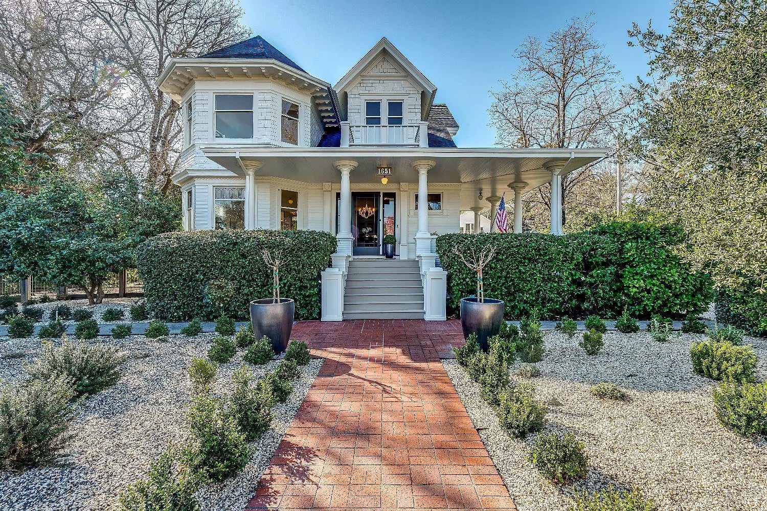 1651 Spring Mountain Road - Photo 1