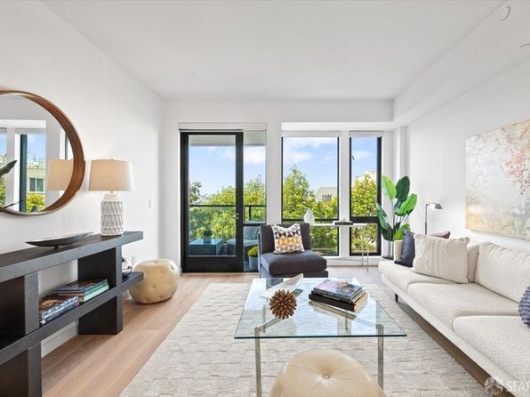 1650 Broadway St #205 - Photo 1