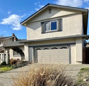 1672 San Vicente Ave - Photo 1