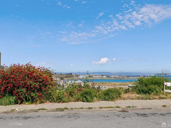 778 Jamestown Ave - Photo 1