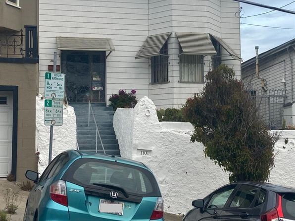 1101 Rhode Island St - Photo 1
