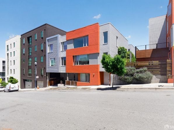 570 Innes Ave #302 - Photo 1