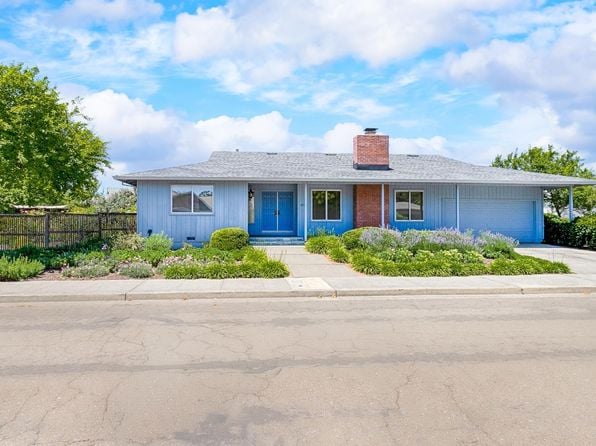 8817 Hood Mountain Circle - Photo 1