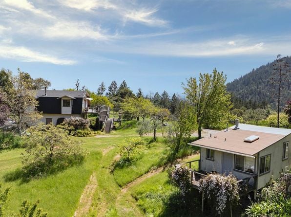 10957 Westside Road - Photo 1