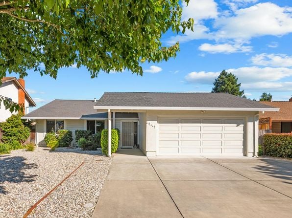 2547 Vintage Street - Photo 1
