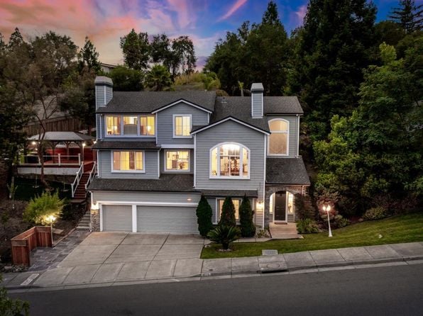 3428 Lake Park Court - Photo 1