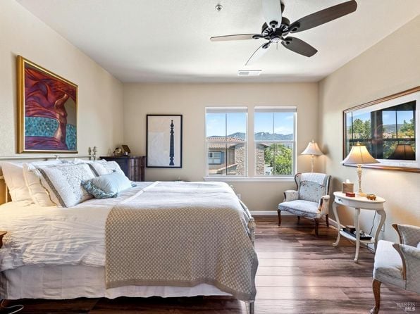 180 Healdsburg Avenue #A - Photo 1