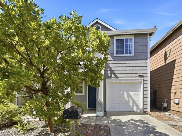 1121 Brighton View Circle - Photo 1