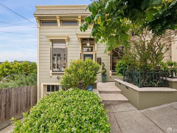 311 Valley St - Photo 1