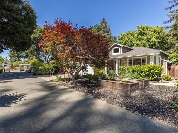 2375 Lone Oak Avenue - Photo 1