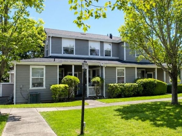 836 3rd Street W - Photo 1