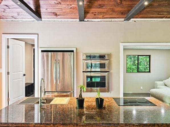 21713 Starrett Hill Drive - Photo 1