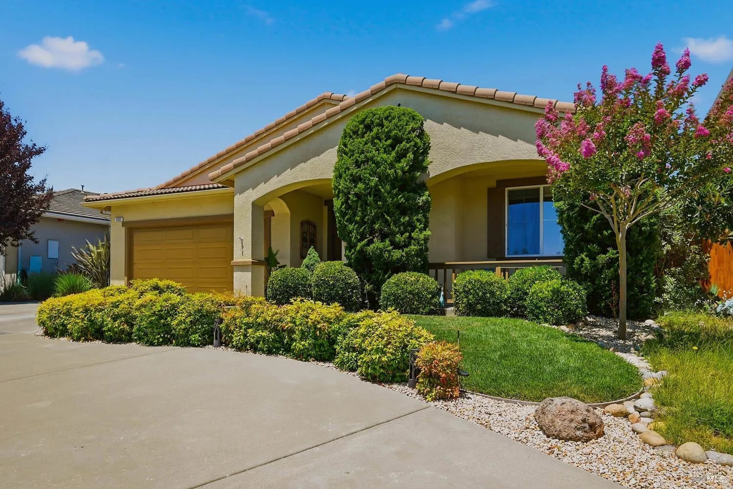 239 Saffron Court - Photo 1