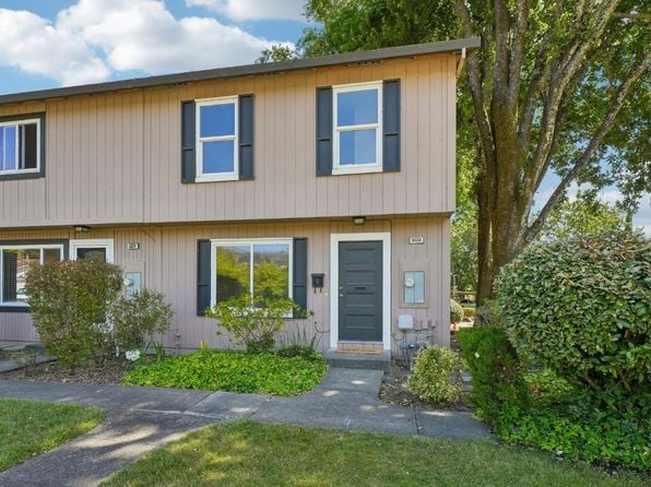 5022 Charmian Drive - Photo 1