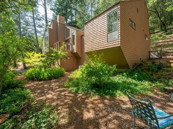 827 Wild Oak Drive - Photo 1