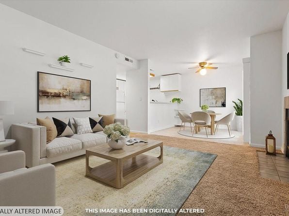 599 Mission Boulevard - Photo 1