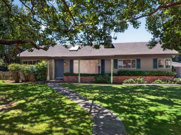 1194 Wild Rose Drive - Photo 1