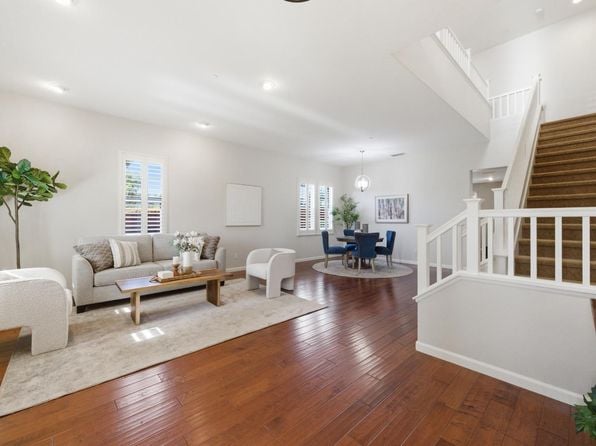 960 Capitola Drive - Photo 1
