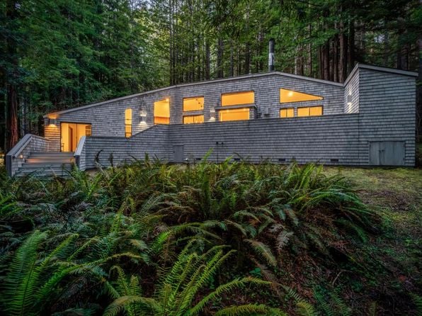 37250 Schooner Drive - Photo 1