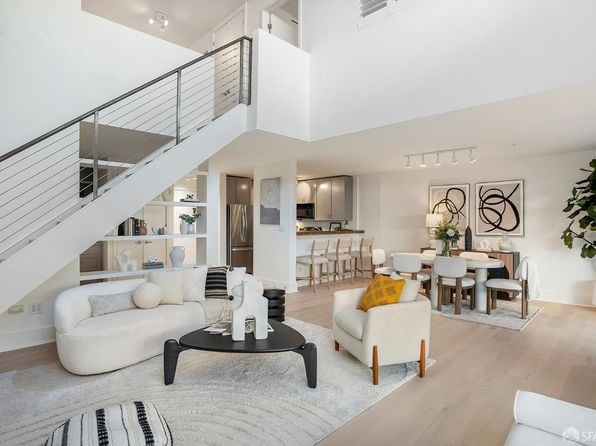 88 Hoff St APT 104 - Photo 1