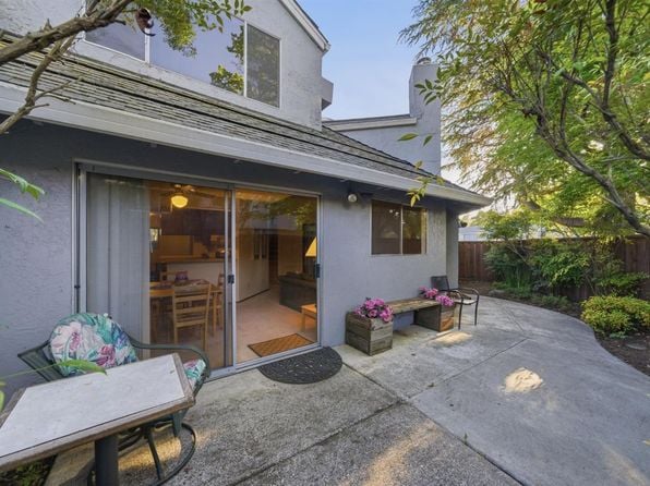 514 Racquet Club Circle - Photo 1
