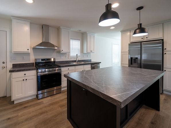 36 Maywood Dr - Photo 1