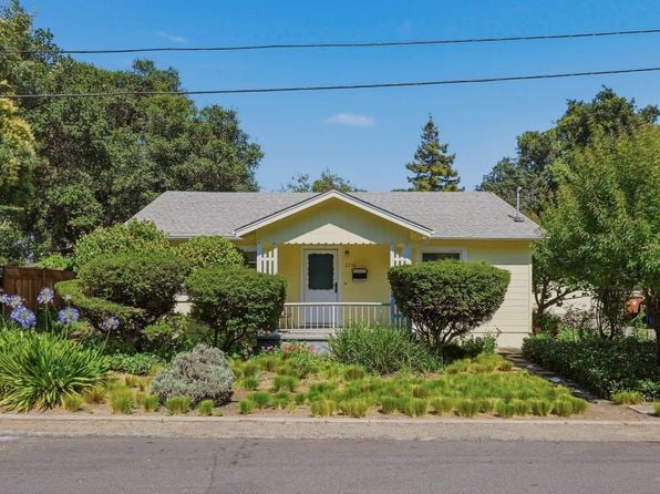 2210 Tejas Avenue - Photo 1